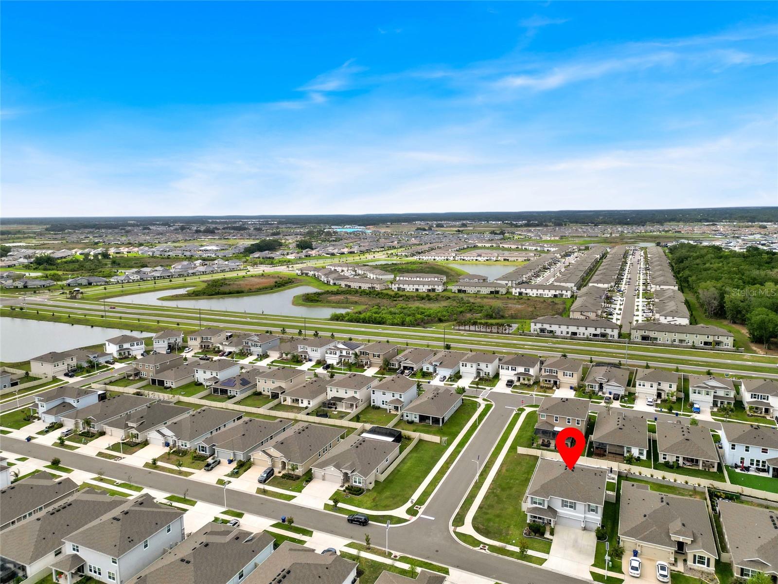 Listing photo id 45 for 32265 Conchshell Sail Street