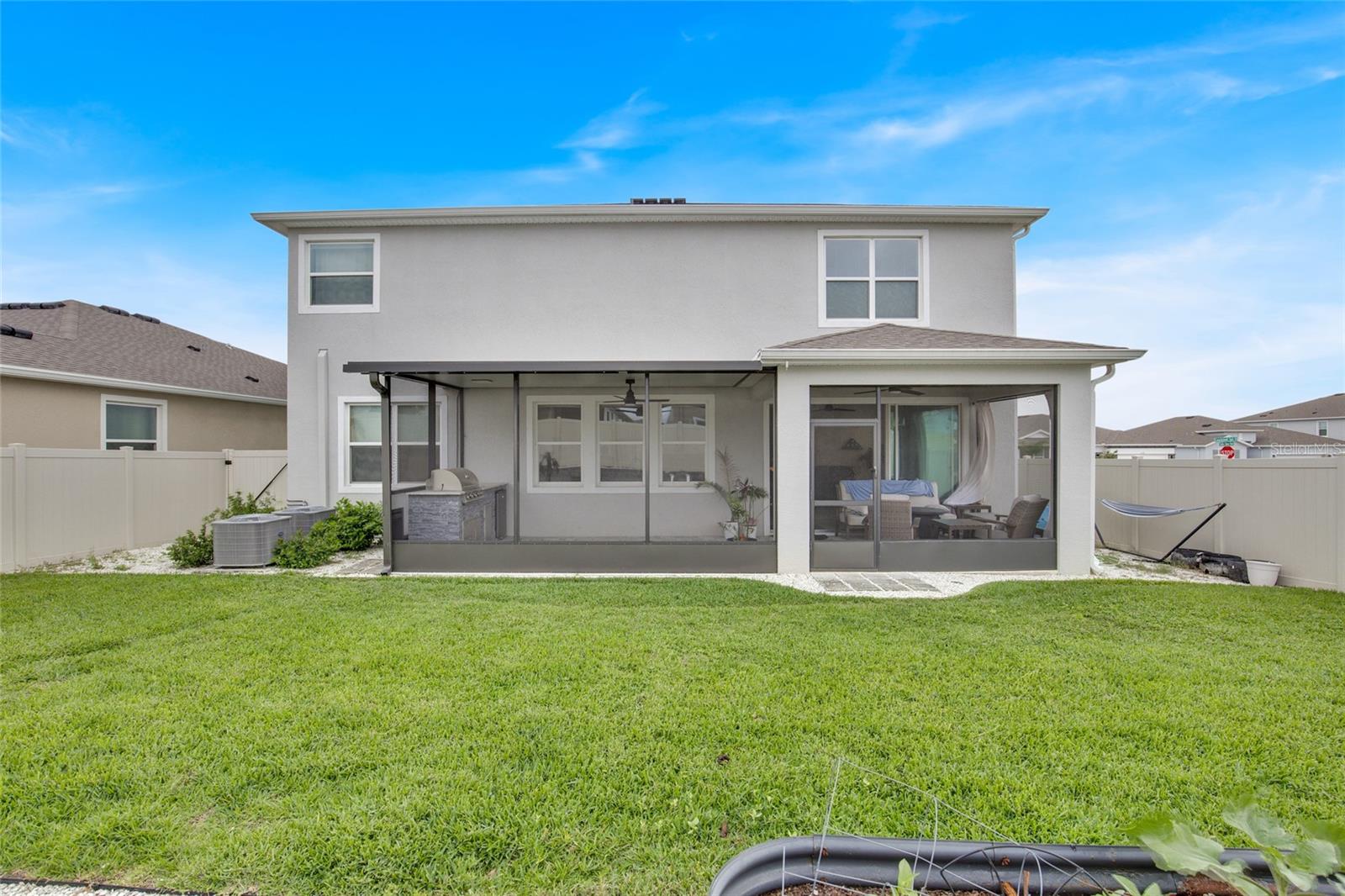 Listing photo id 3 for 32265 Conchshell Sail Street