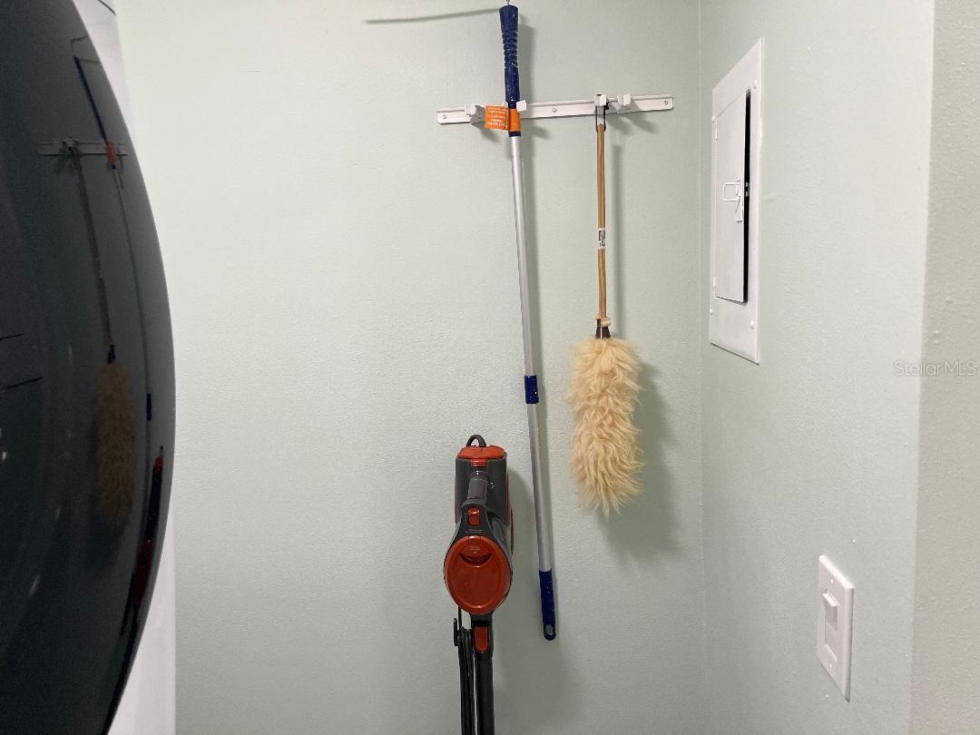 Image 15 of 55 For 1220 13th Circle Se