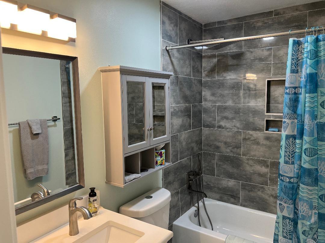 Image 27 of 55 For 1220 13th Circle Se