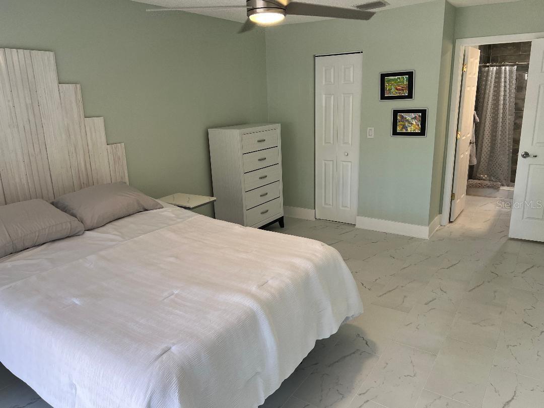 Image 37 of 55 For 1220 13th Circle Se