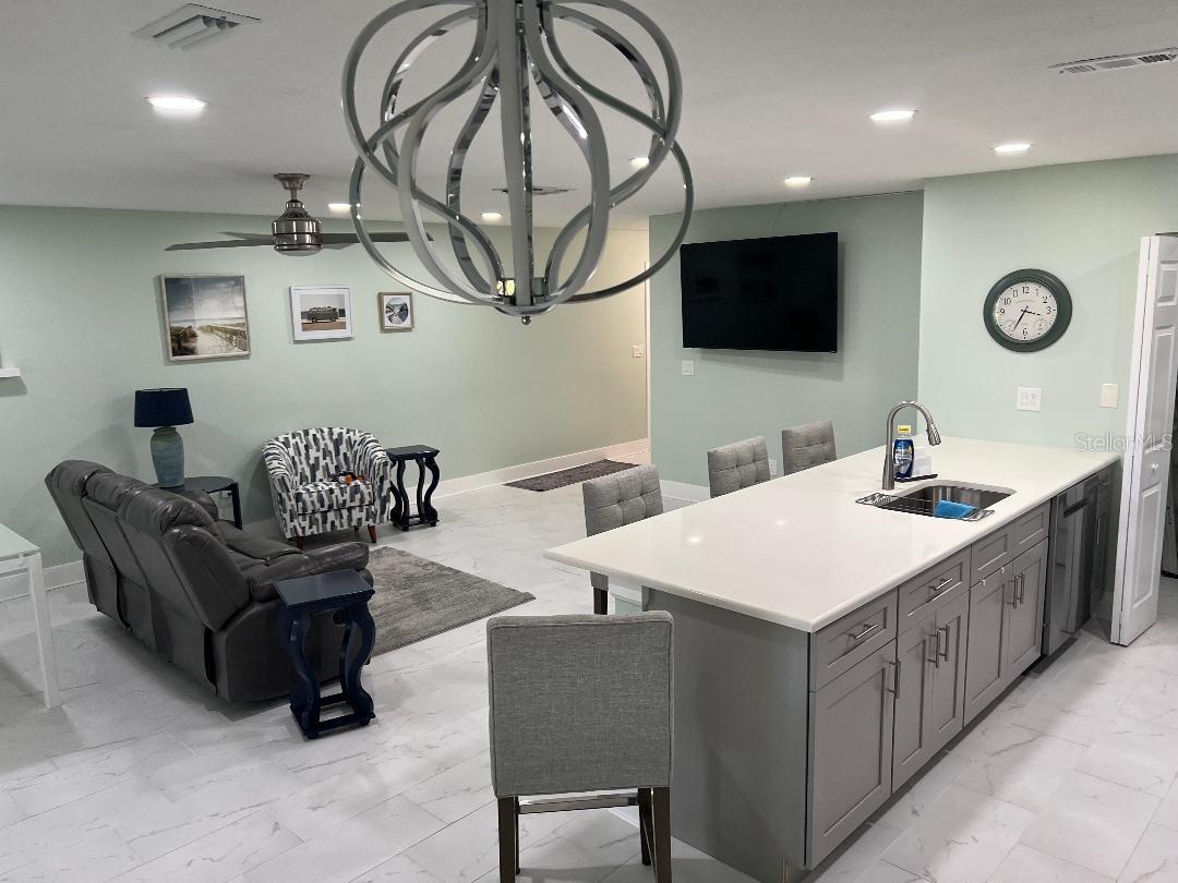 Image 8 of 55 For 1220 13th Circle Se