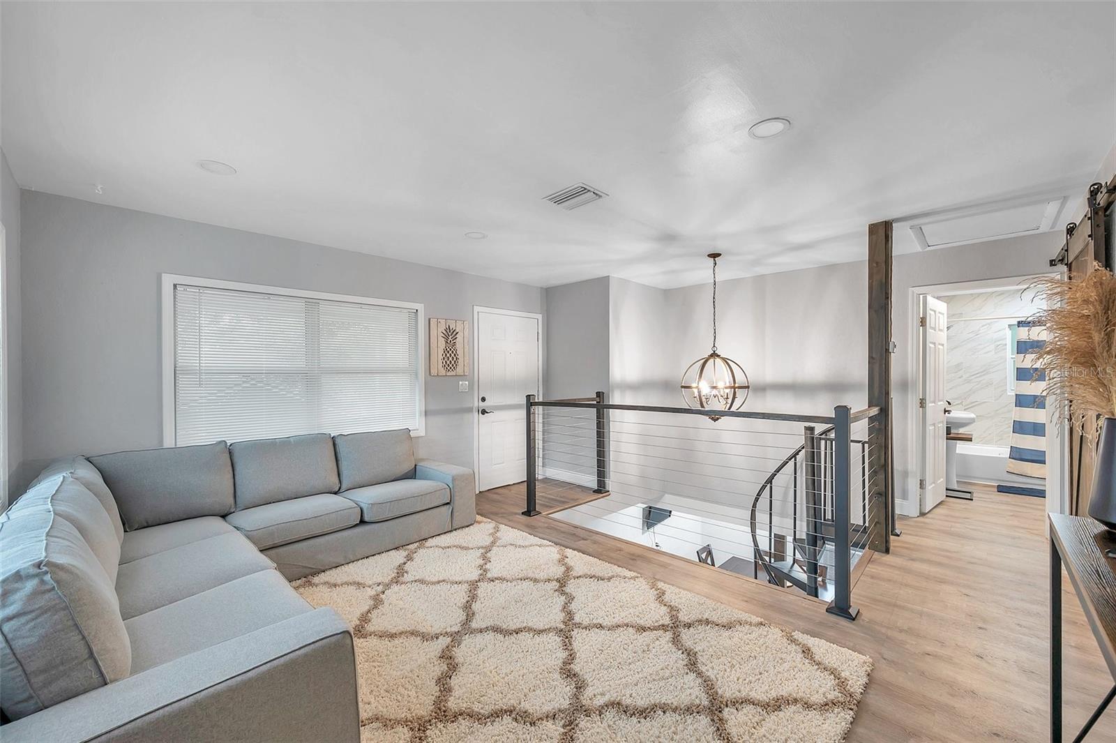 Listing photo id 29 for 3720 3rd Ave N