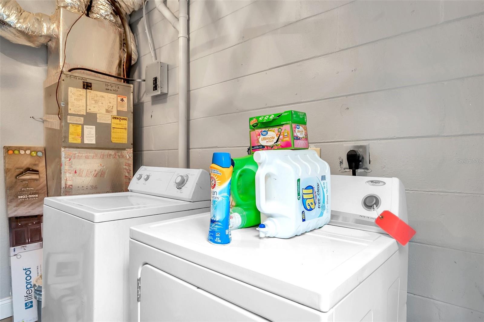 Listing photo id 51 for 3720 3rd Ave N