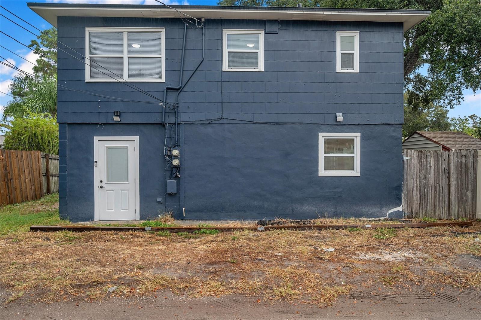 Listing photo id 54 for 3720 3rd Ave N