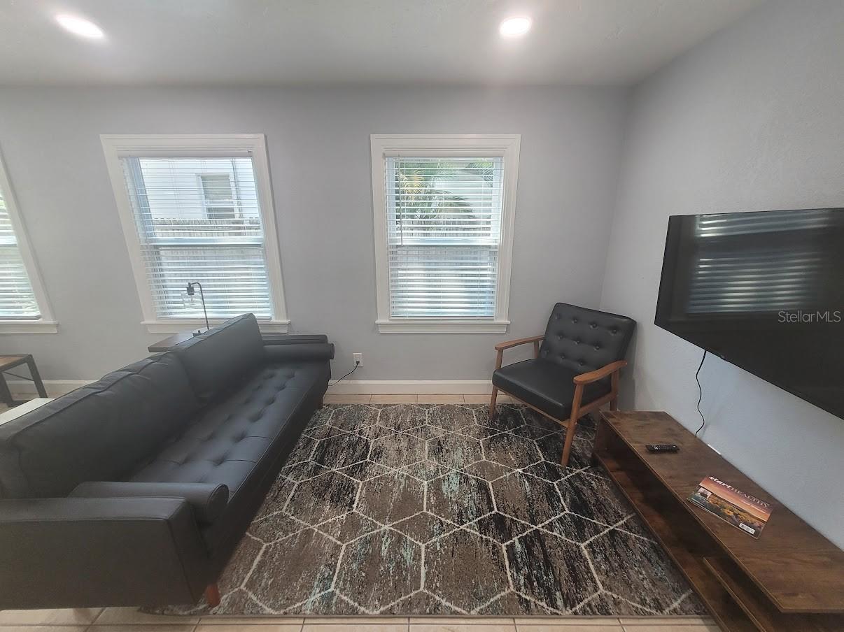 Listing photo id 62 for 3720 3rd Ave N