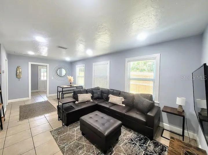 Listing photo id 64 for 3720 3rd Ave N