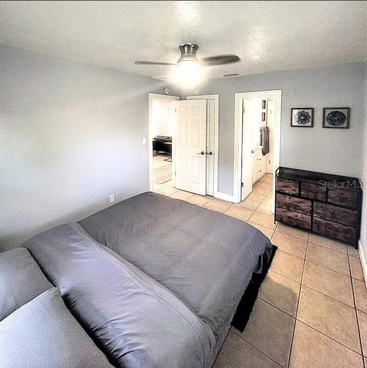 Listing photo id 72 for 3720 3rd Ave N