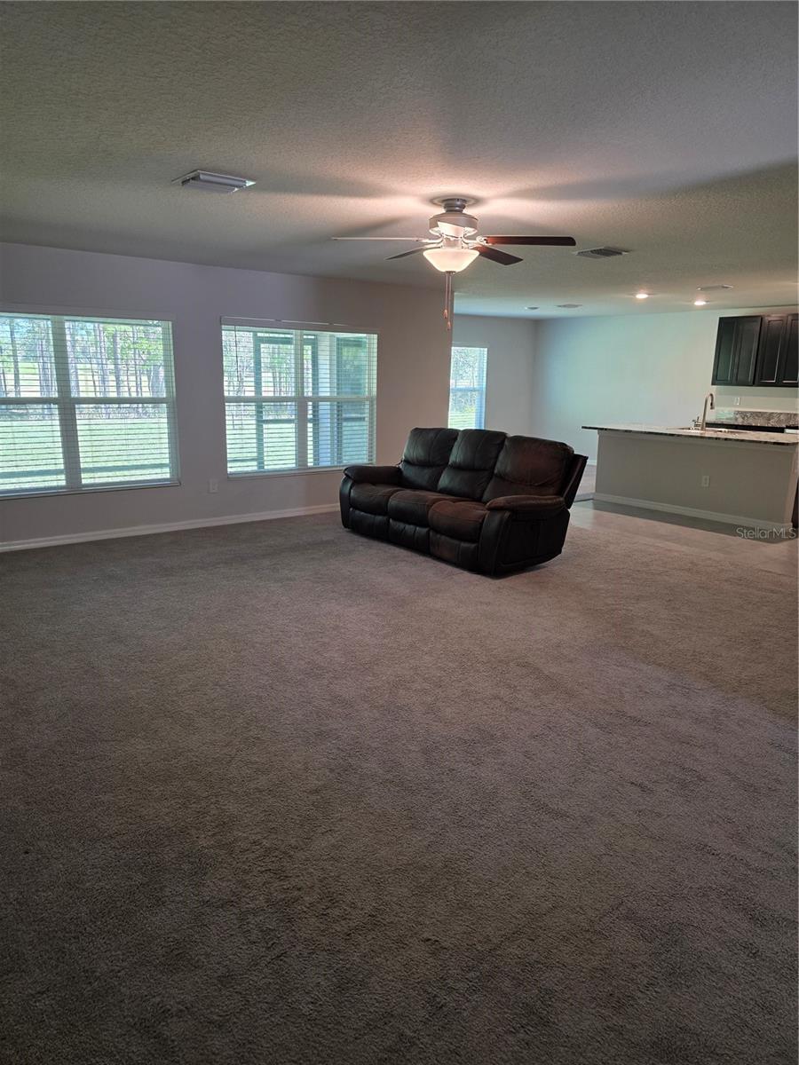 Image 5 of 14 For 5058 Diantha Way