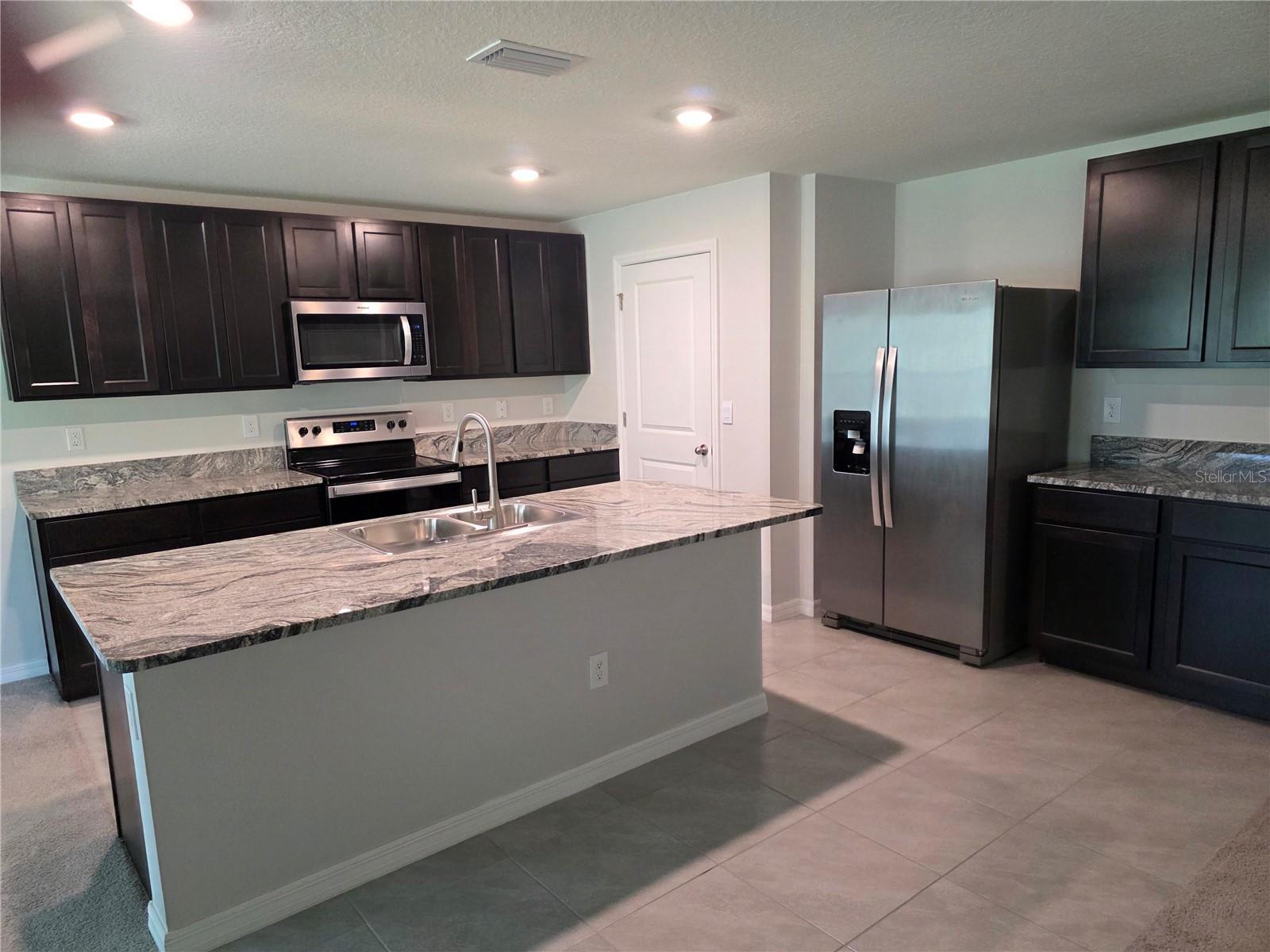 Image 7 of 14 For 5058 Diantha Way