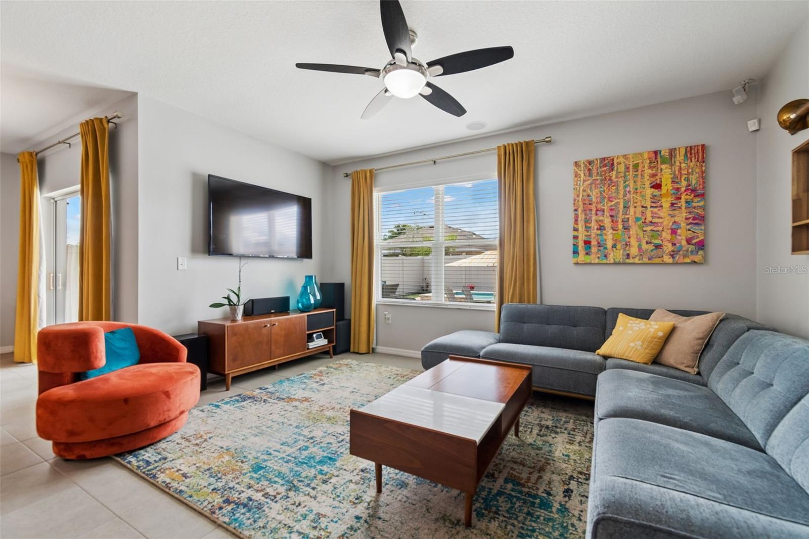 Listing photo id 10 for 10004 Warm Stone Street