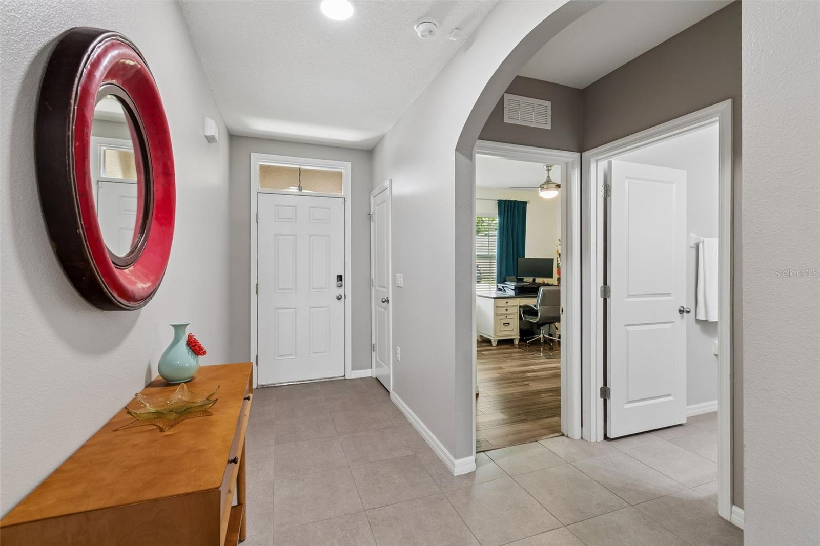 Listing photo id 23 for 10004 Warm Stone Street