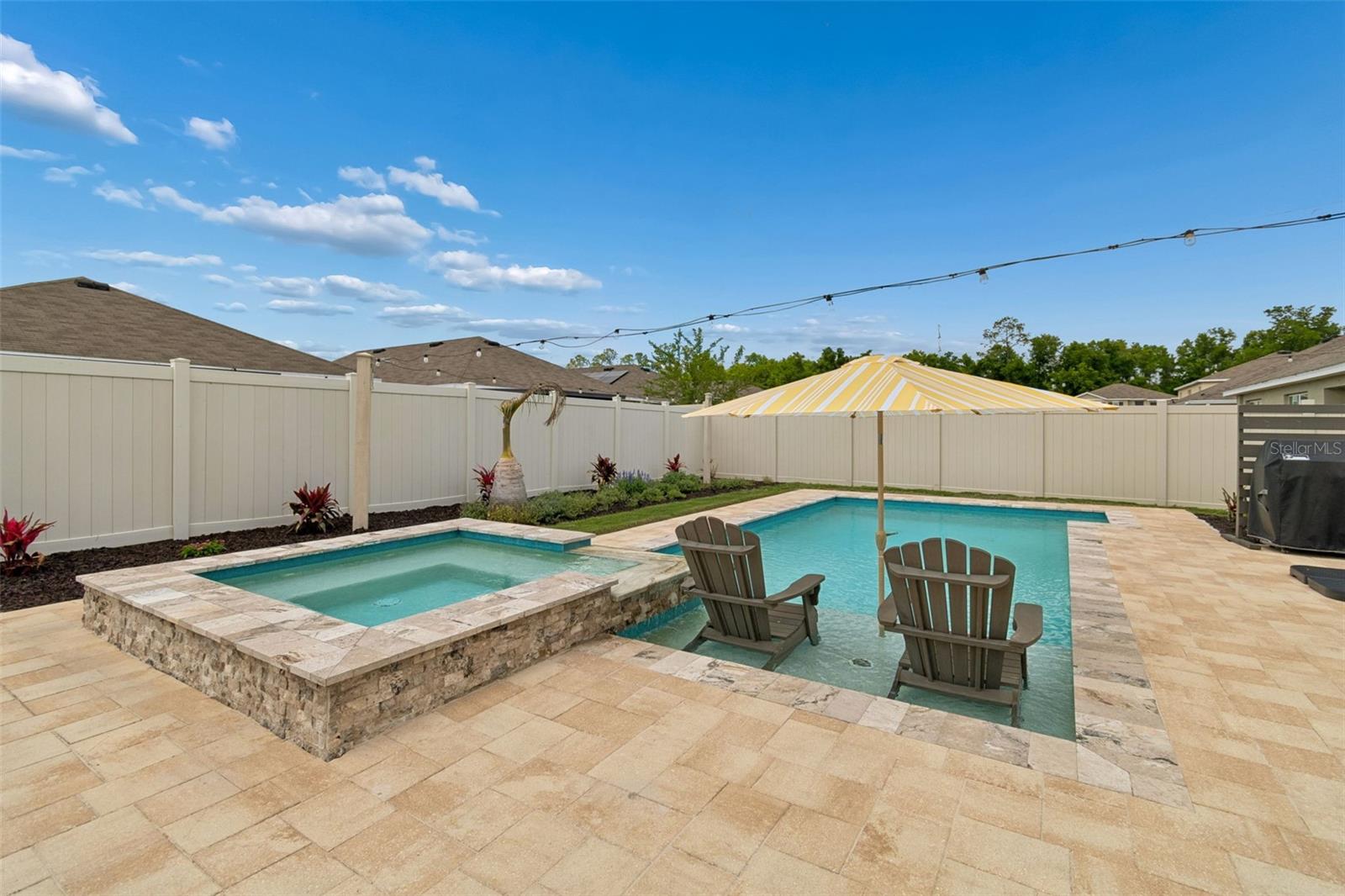 Listing photo id 30 for 10004 Warm Stone Street