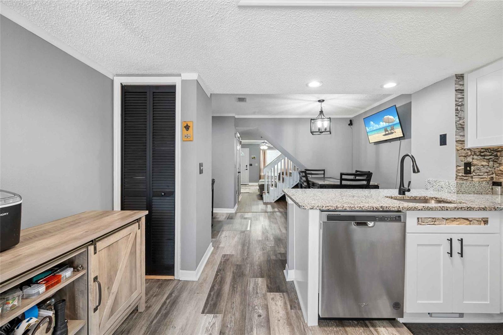 Image 18 of 44 For 3350 Fox Hunt Drive