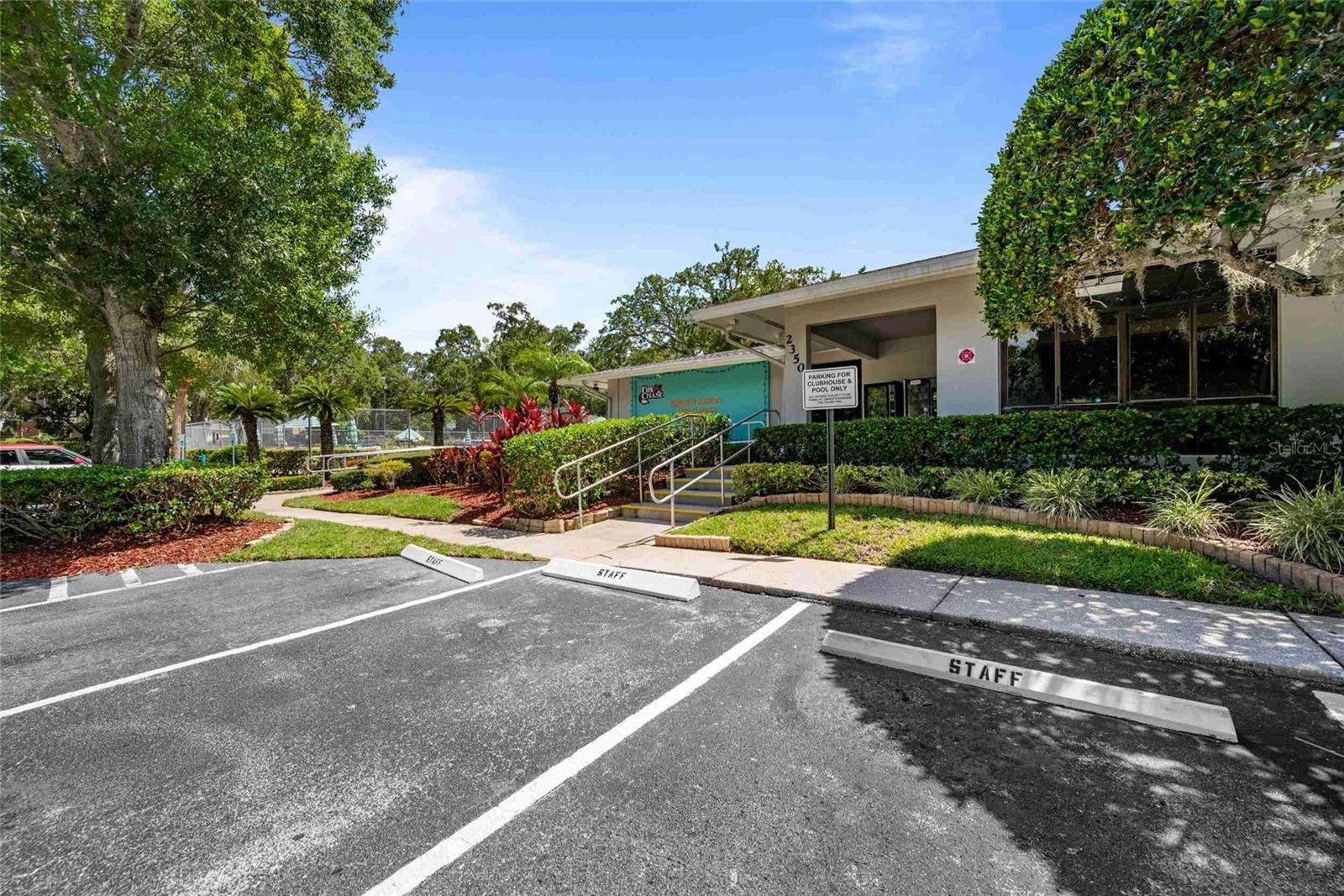 Image 29 of 44 For 3350 Fox Hunt Drive