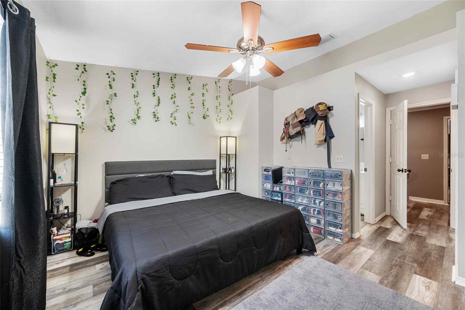 Image 4 of 44 For 3350 Fox Hunt Drive