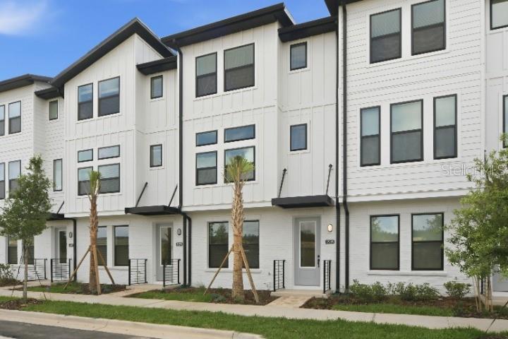 Image 3 of 36 For 15285 Hamlin Park Drive