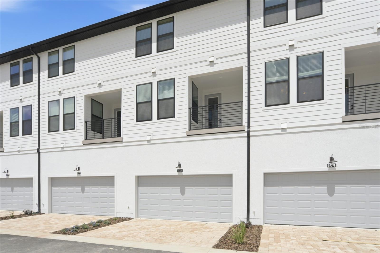 Image 35 of 36 For 15285 Hamlin Park Drive