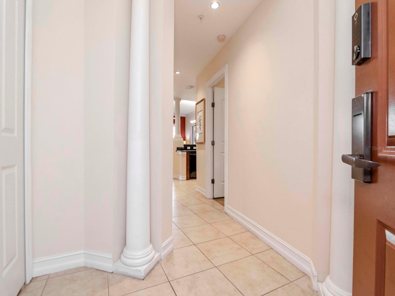 Image 13 of 58 For 13941 Clubhouse Dr 105