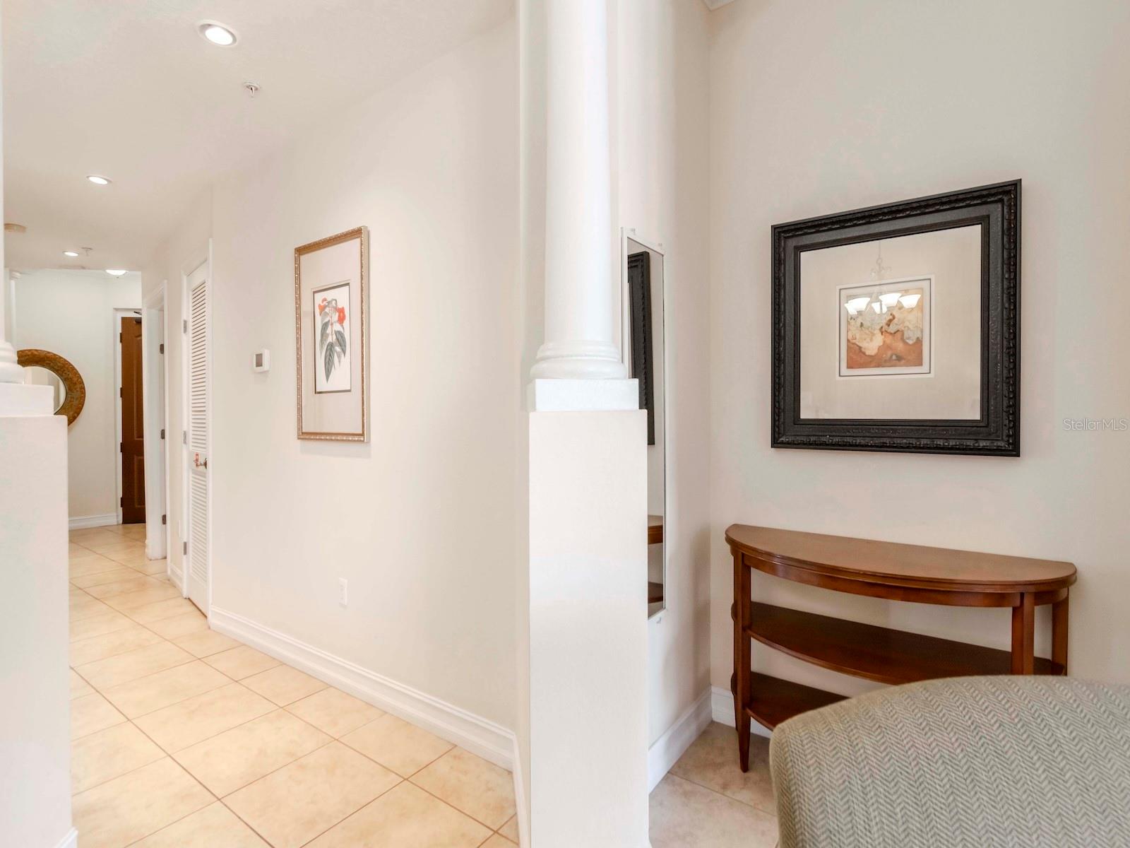 Image 26 of 58 For 13941 Clubhouse Dr 105