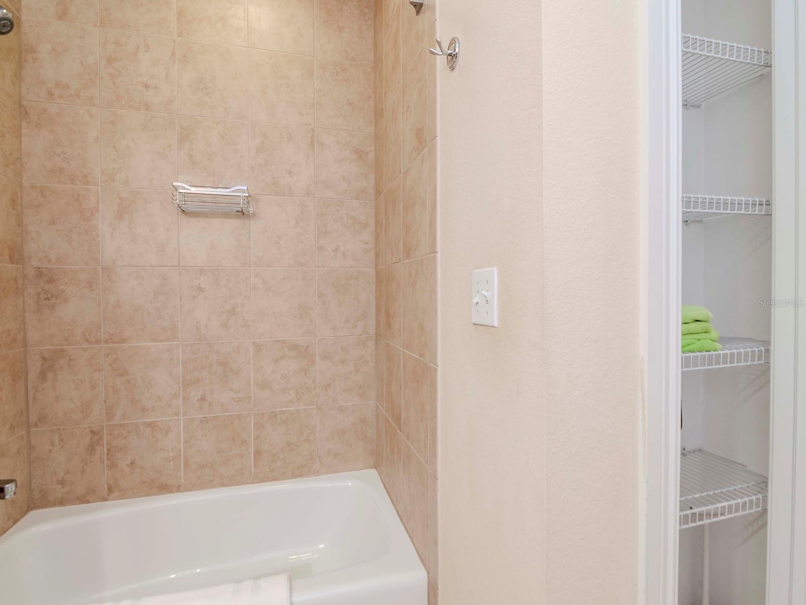 Image 36 of 58 For 13941 Clubhouse Dr 105