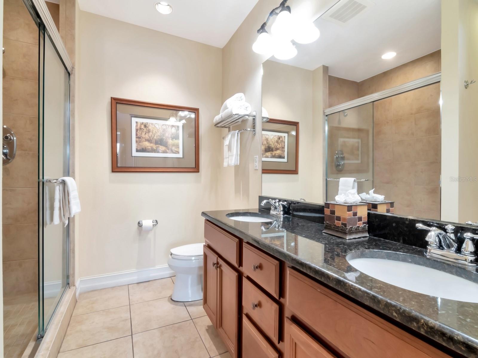 Image 5 of 58 For 13941 Clubhouse Dr 105