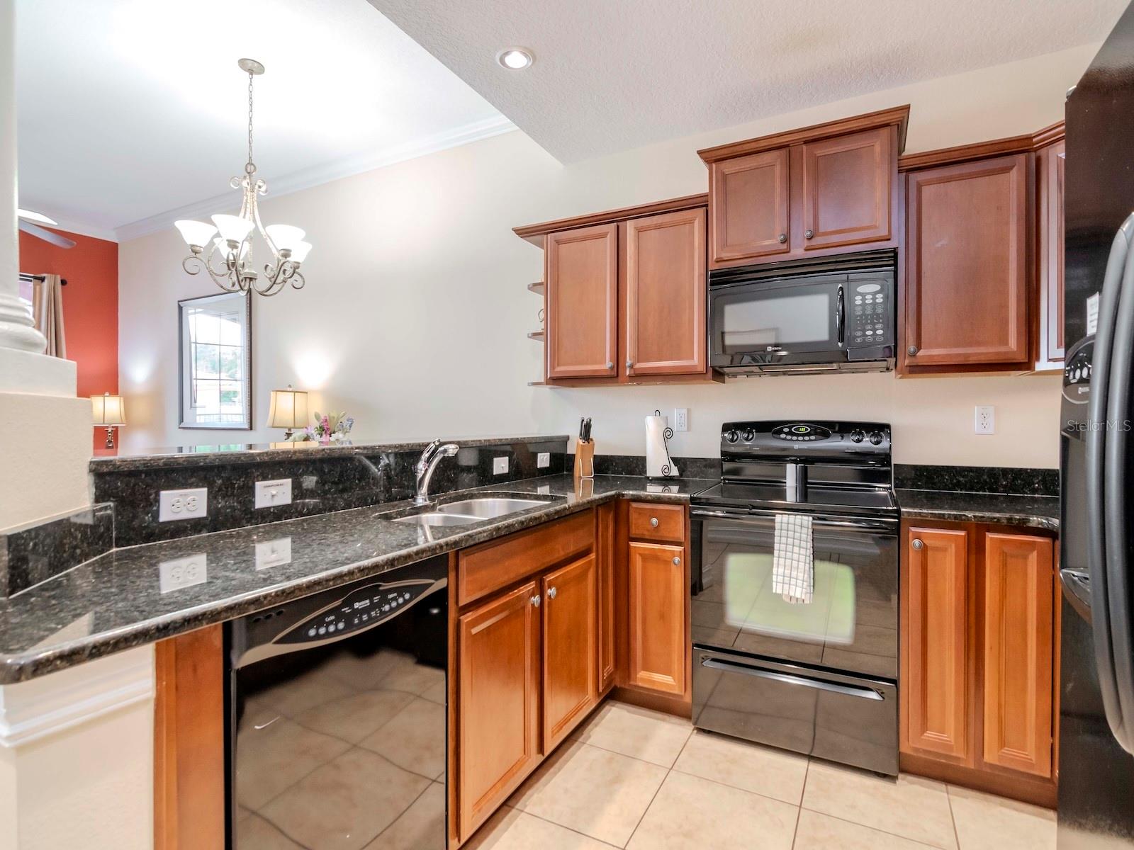 Image 6 of 58 For 13941 Clubhouse Dr 105