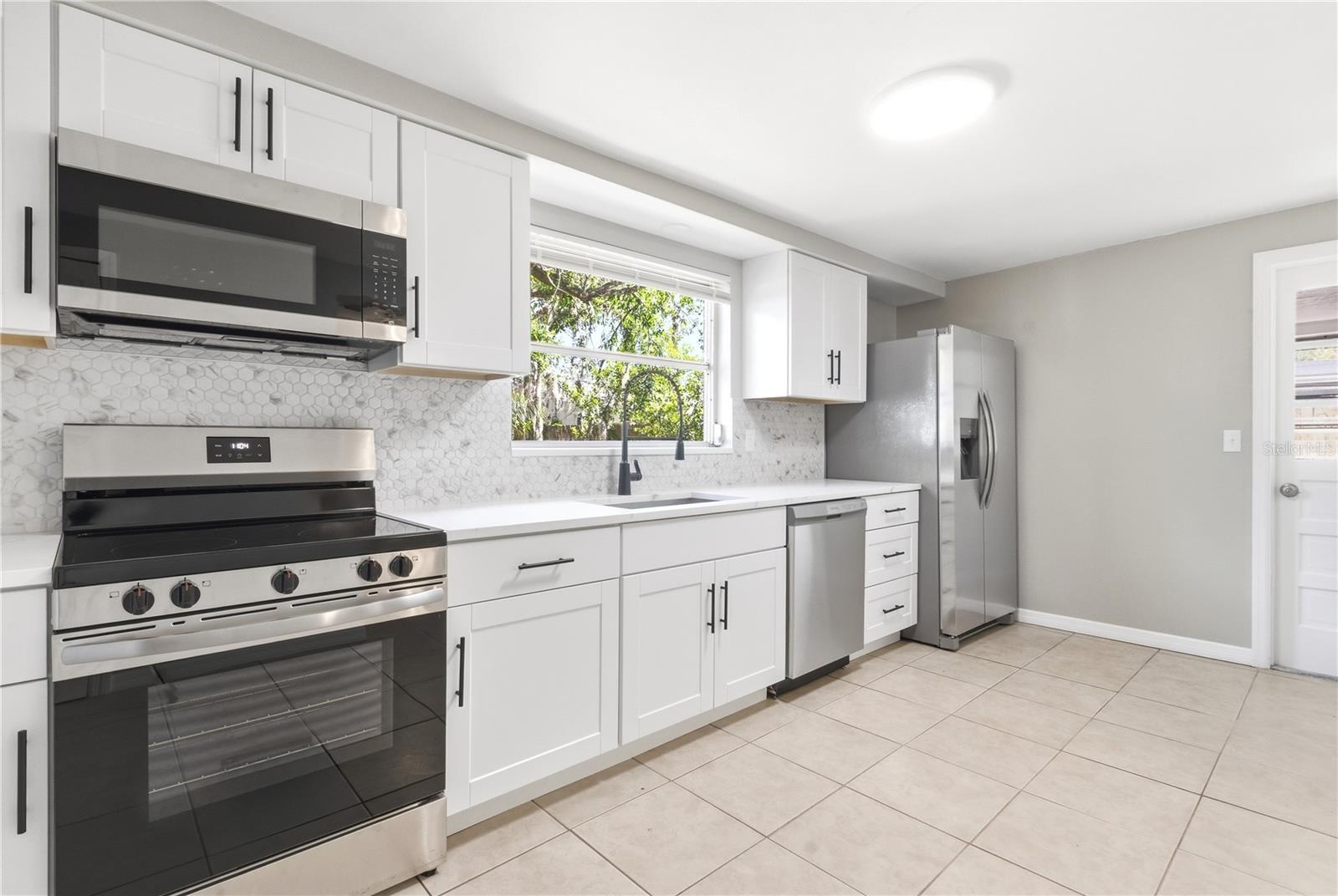 Image 11 of 22 For 4941 Amherst Court