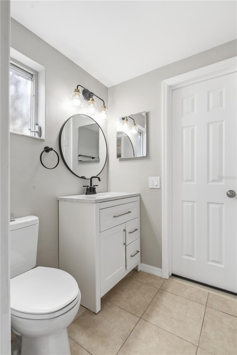 Image 14 of 22 For 4941 Amherst Court