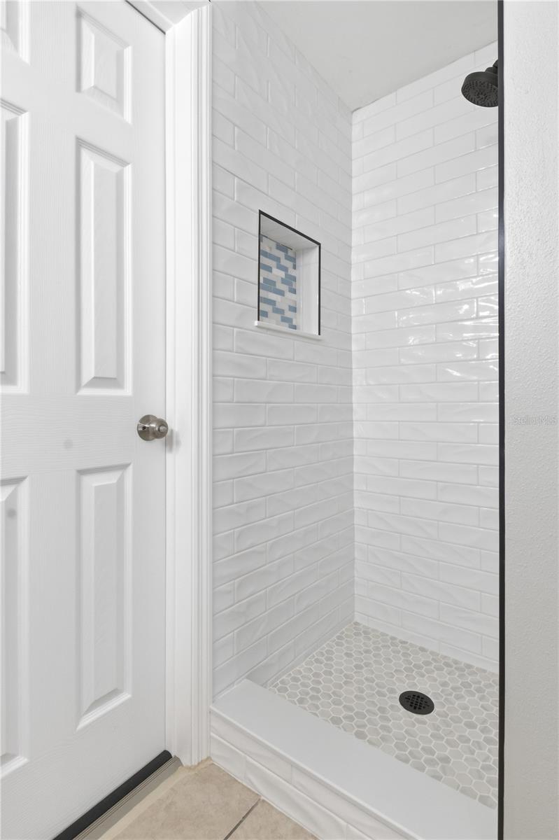 Image 15 of 22 For 4941 Amherst Court