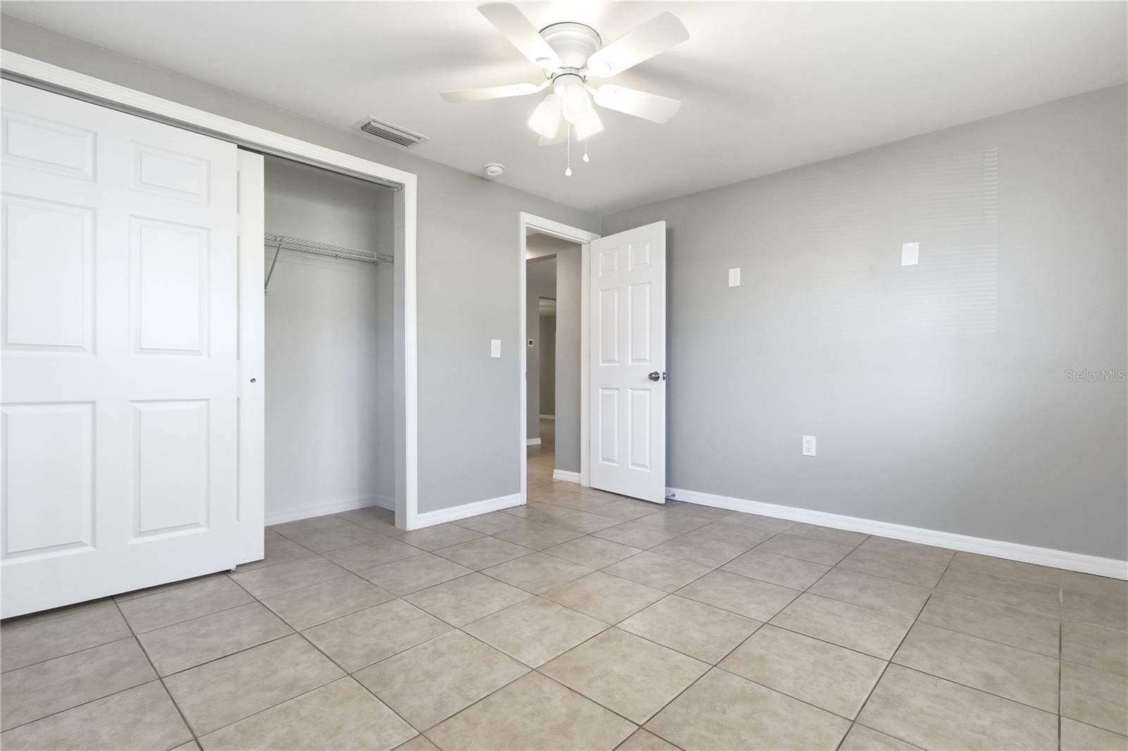 Image 17 of 22 For 4941 Amherst Court