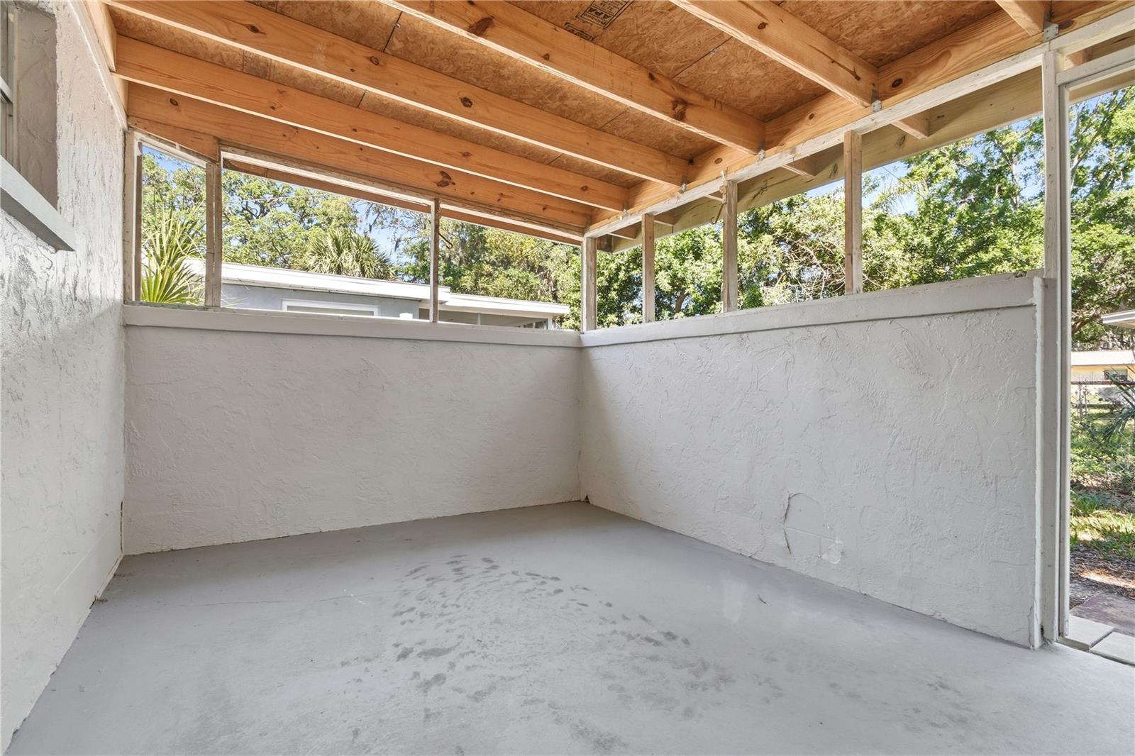 Image 21 of 22 For 4941 Amherst Court