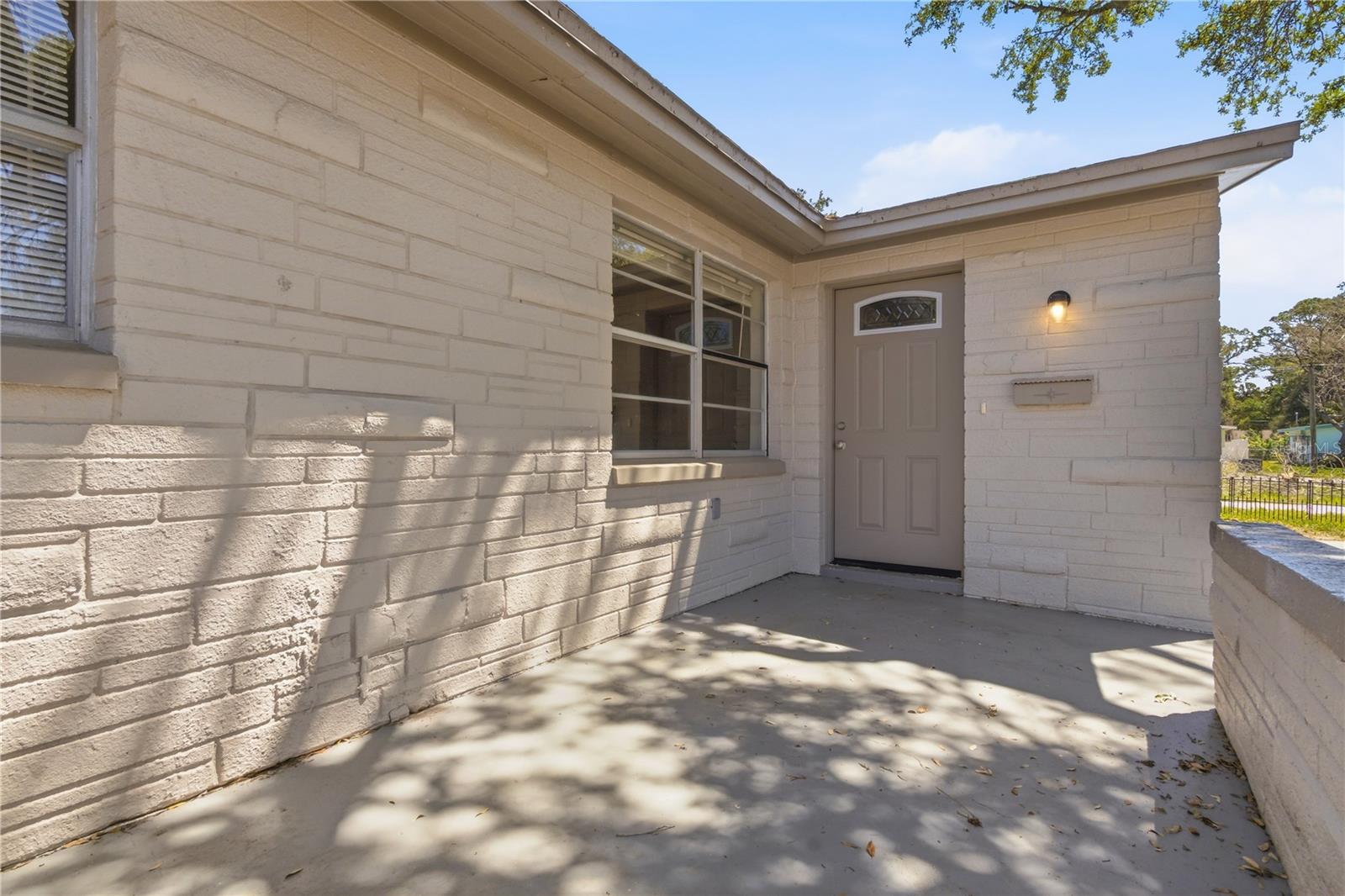 Image 3 of 22 For 4941 Amherst Court