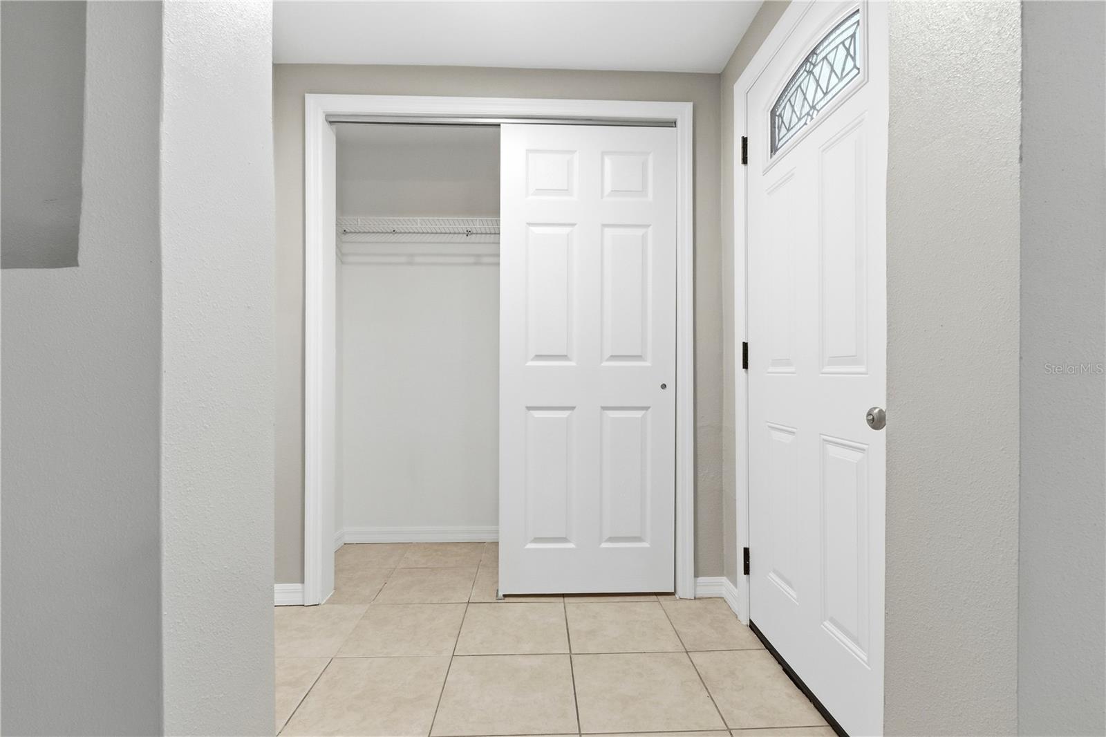 Image 4 of 22 For 4941 Amherst Court