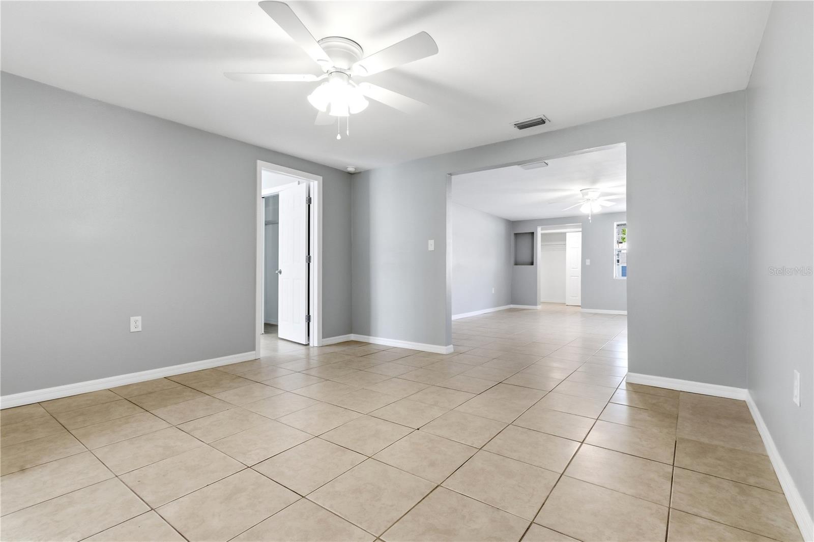 Image 8 of 22 For 4941 Amherst Court