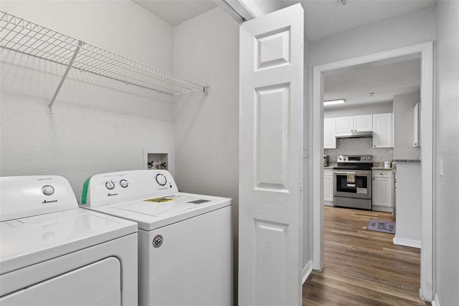 Image 27 of 39 For 18001 Richmond Place Drive 1030