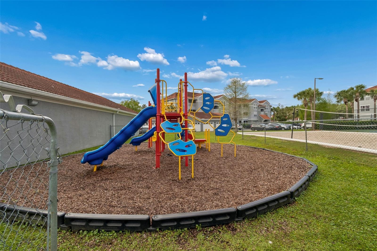 Image 30 of 39 For 18001 Richmond Place Drive 1030