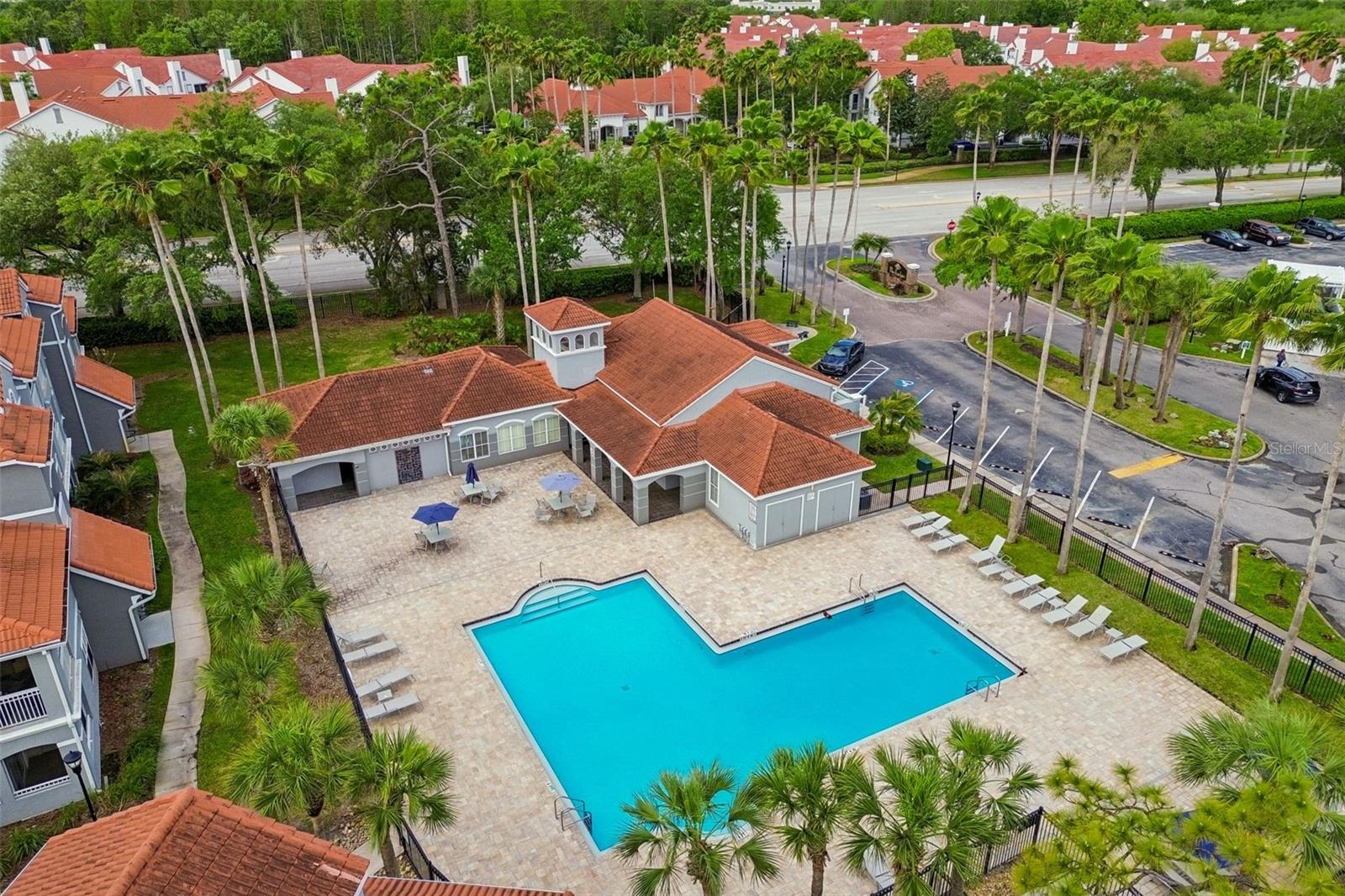 Image 35 of 39 For 18001 Richmond Place Drive 1030