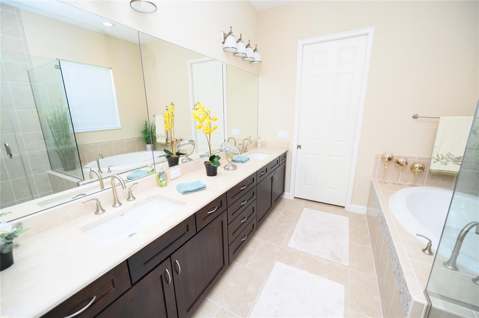 Image 22 of 41 For 1113 Bolton Place