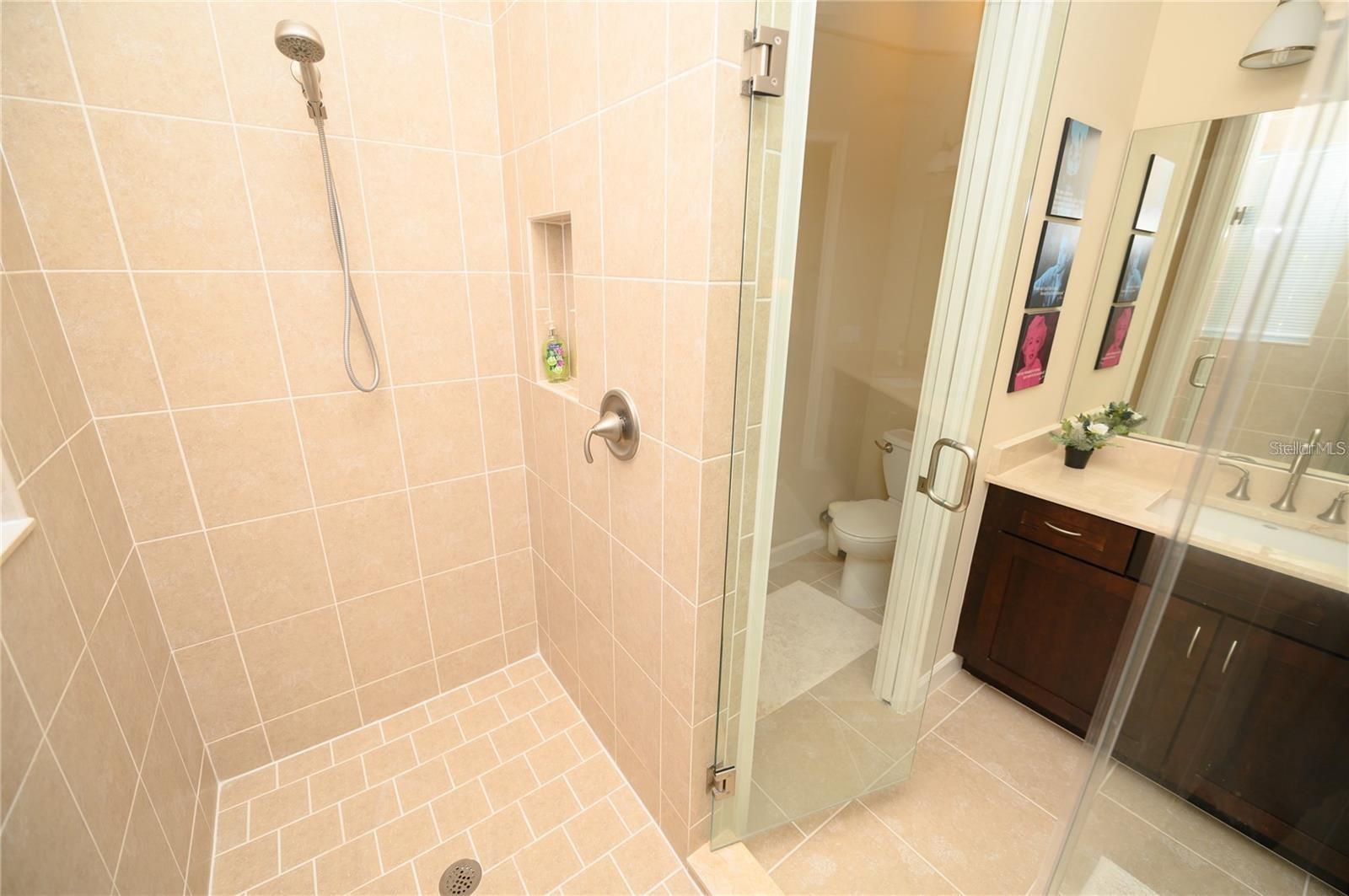 Image 26 of 41 For 1113 Bolton Place