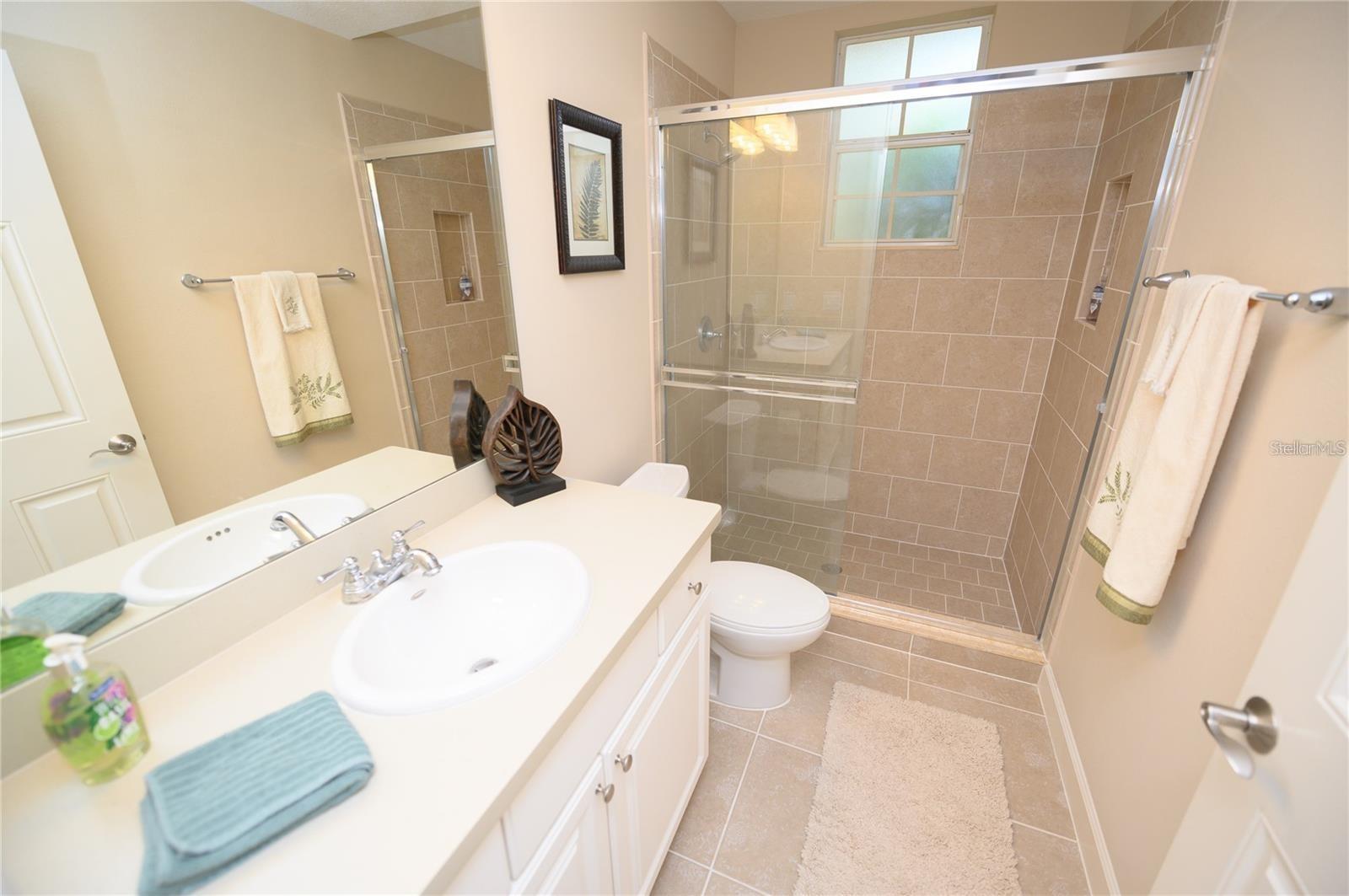 Image 28 of 41 For 1113 Bolton Place