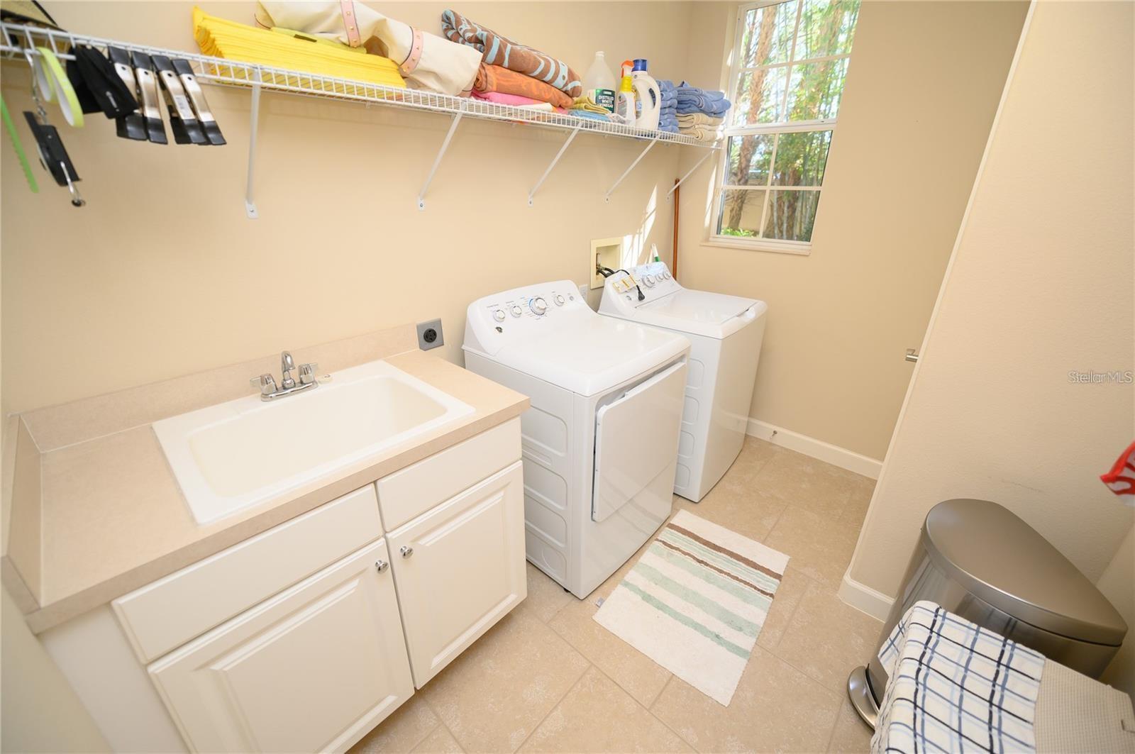 Image 4 of 41 For 1113 Bolton Place