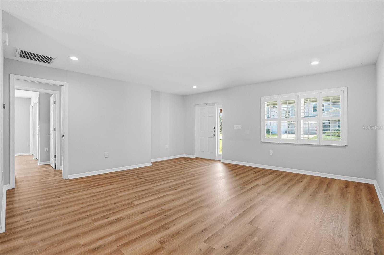 Image 10 of 38 For 3909 Carmen Street