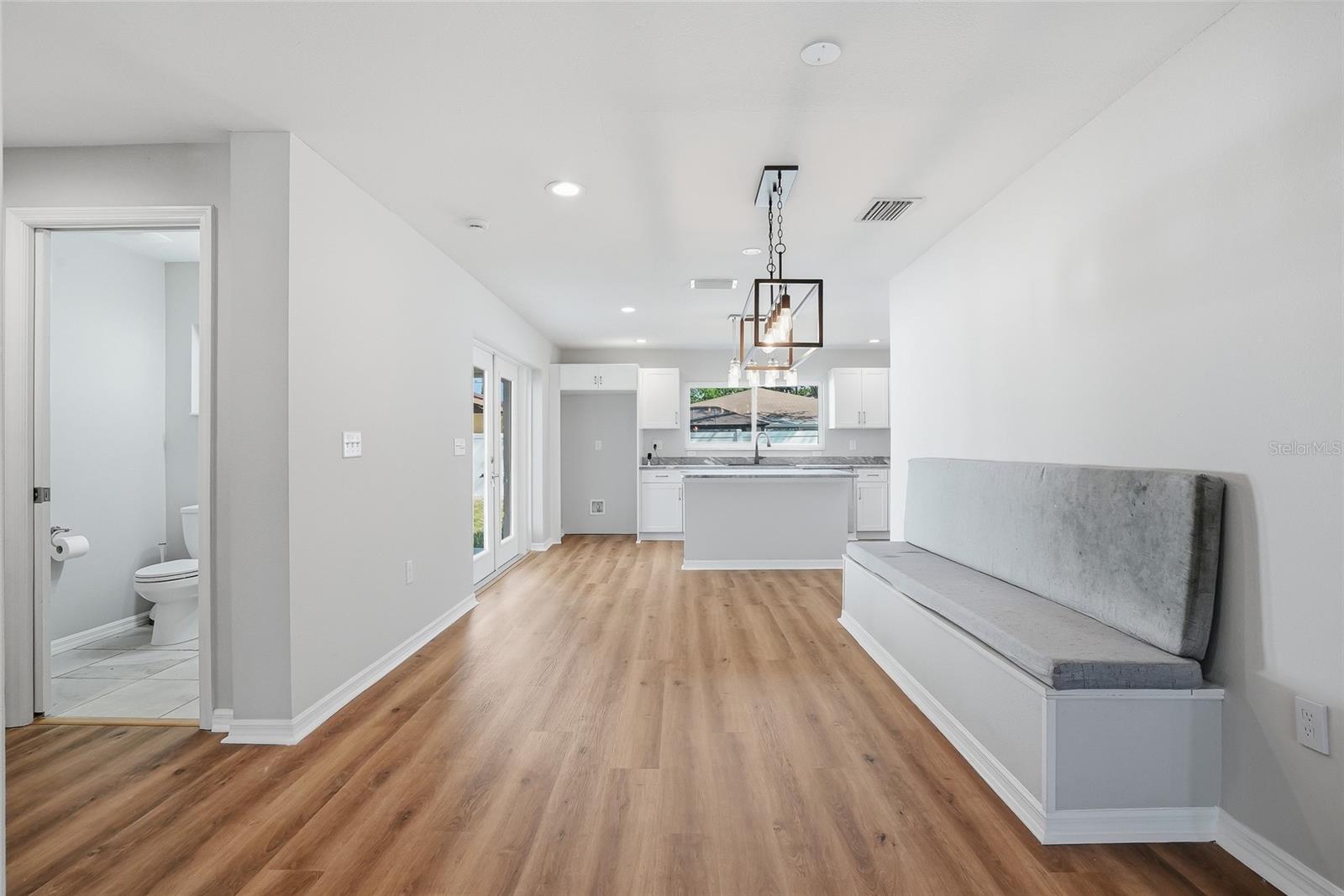 Image 11 of 38 For 3909 Carmen Street