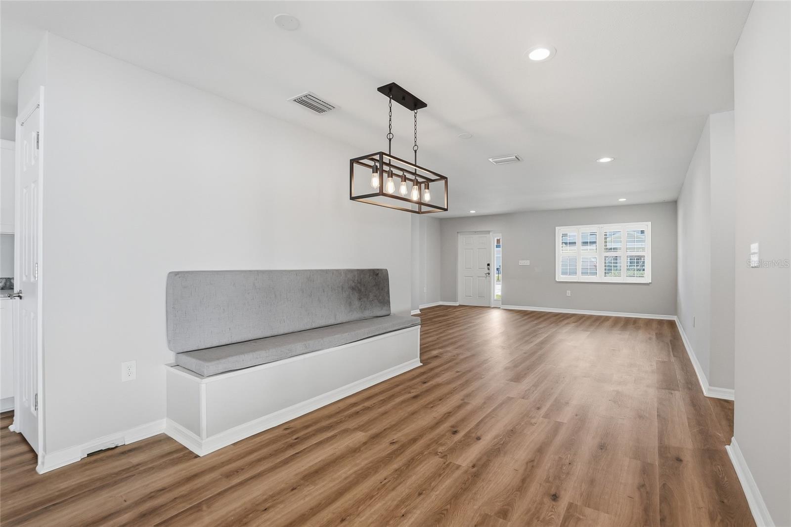 Image 12 of 38 For 3909 Carmen Street