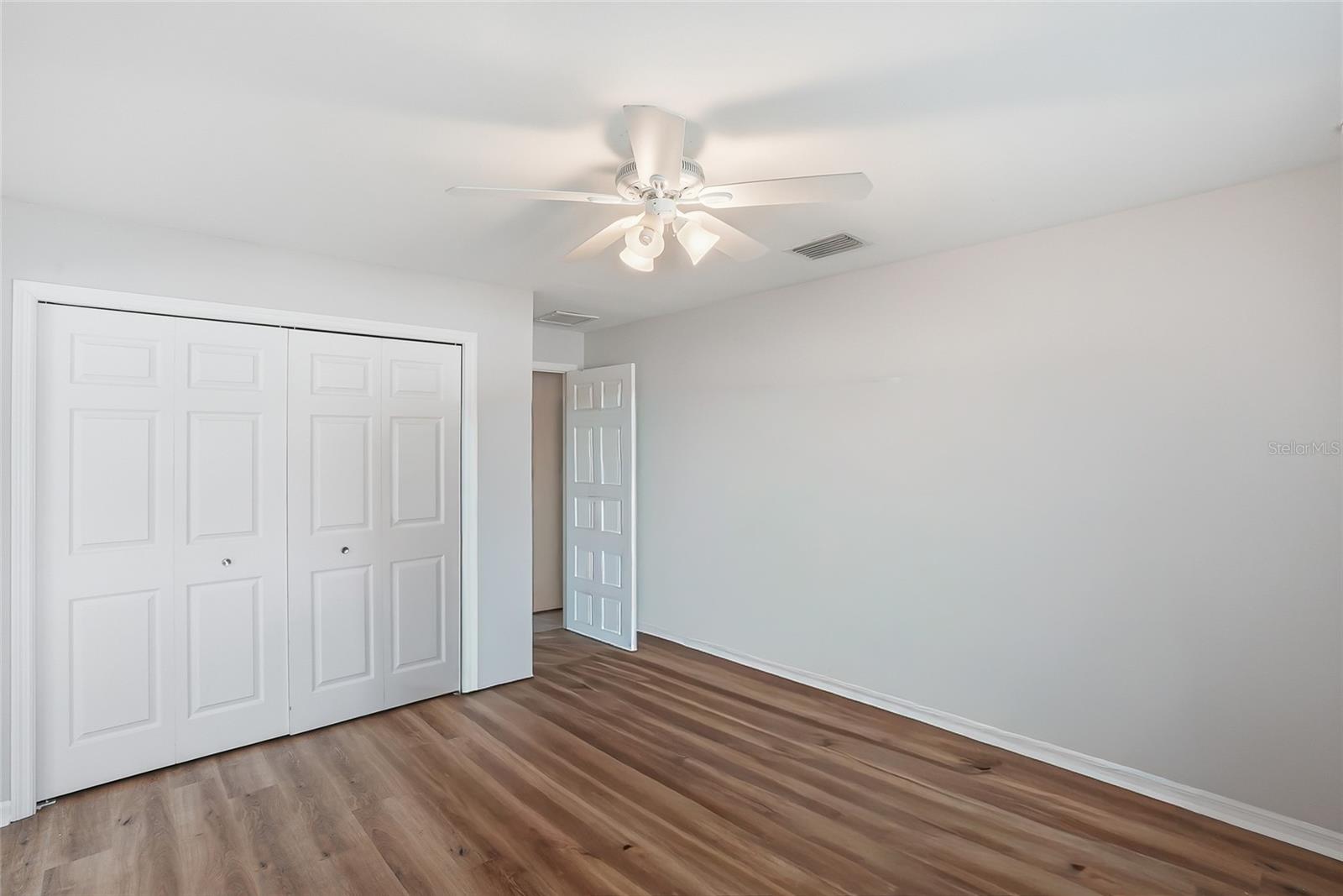 Image 23 of 38 For 3909 Carmen Street