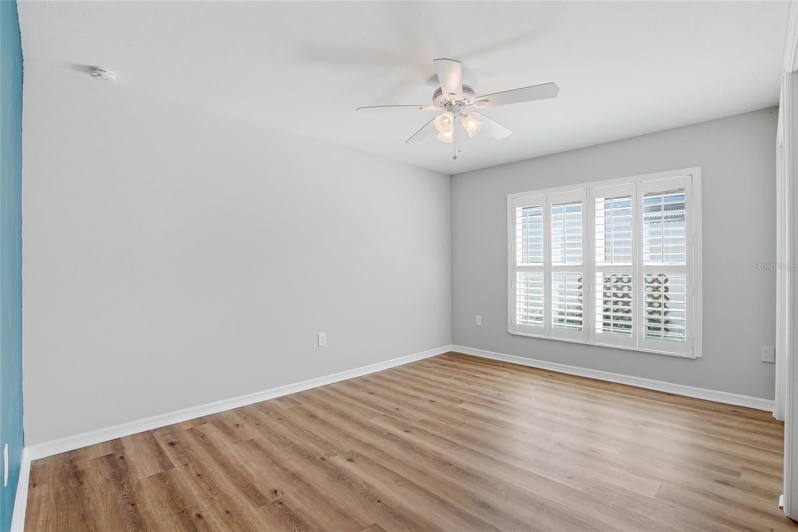 Image 28 of 38 For 3909 Carmen Street