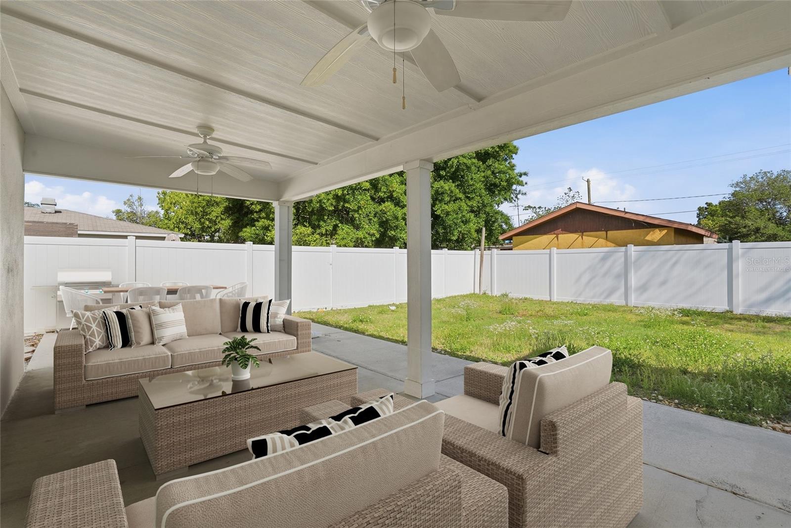 Image 33 of 38 For 3909 Carmen Street