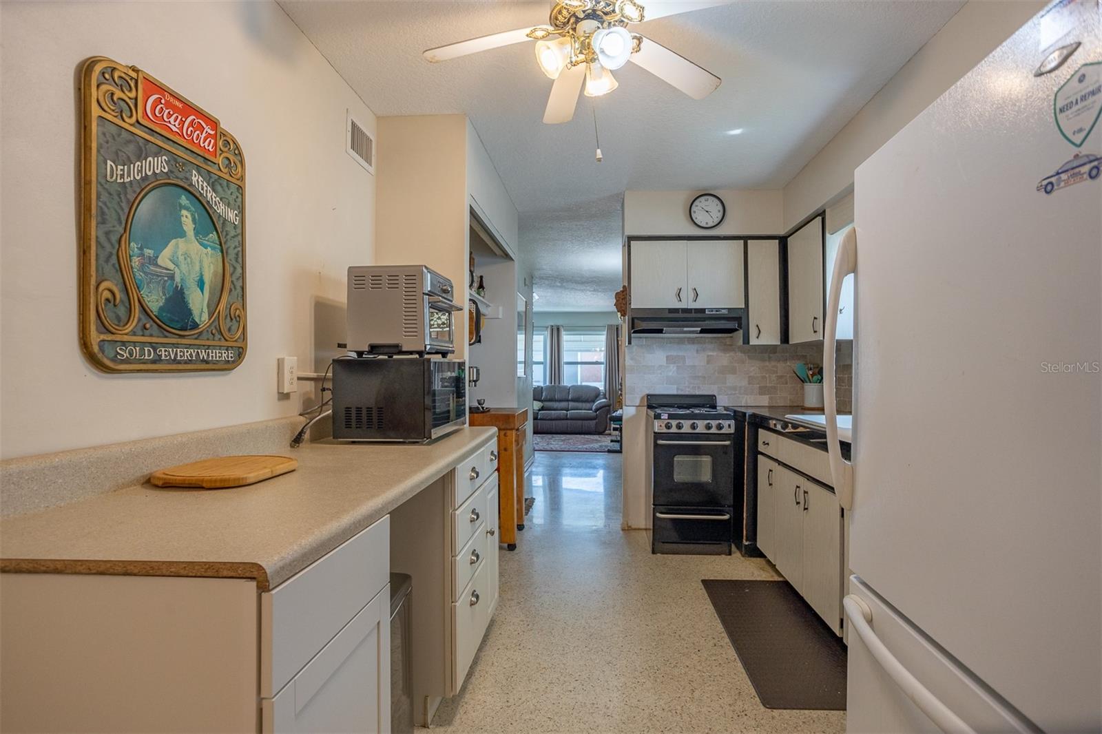 Image 10 of 38 For 250 Rosery Road Nw 298