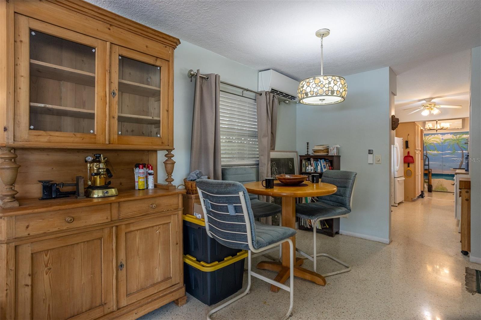 Image 12 of 38 For 250 Rosery Road Nw 298